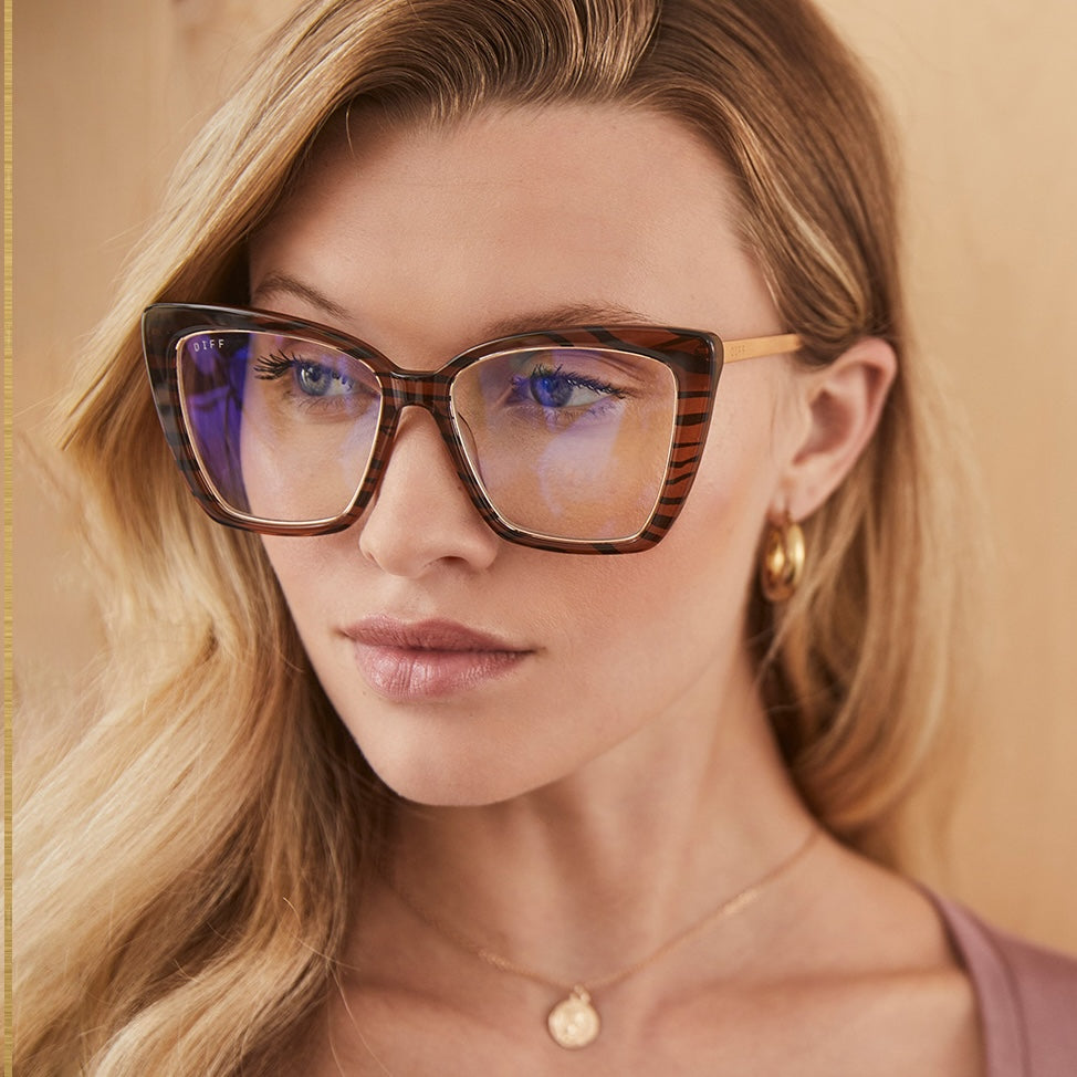 BECKY IV - BLACK + PRESCRIPTION GLASSES