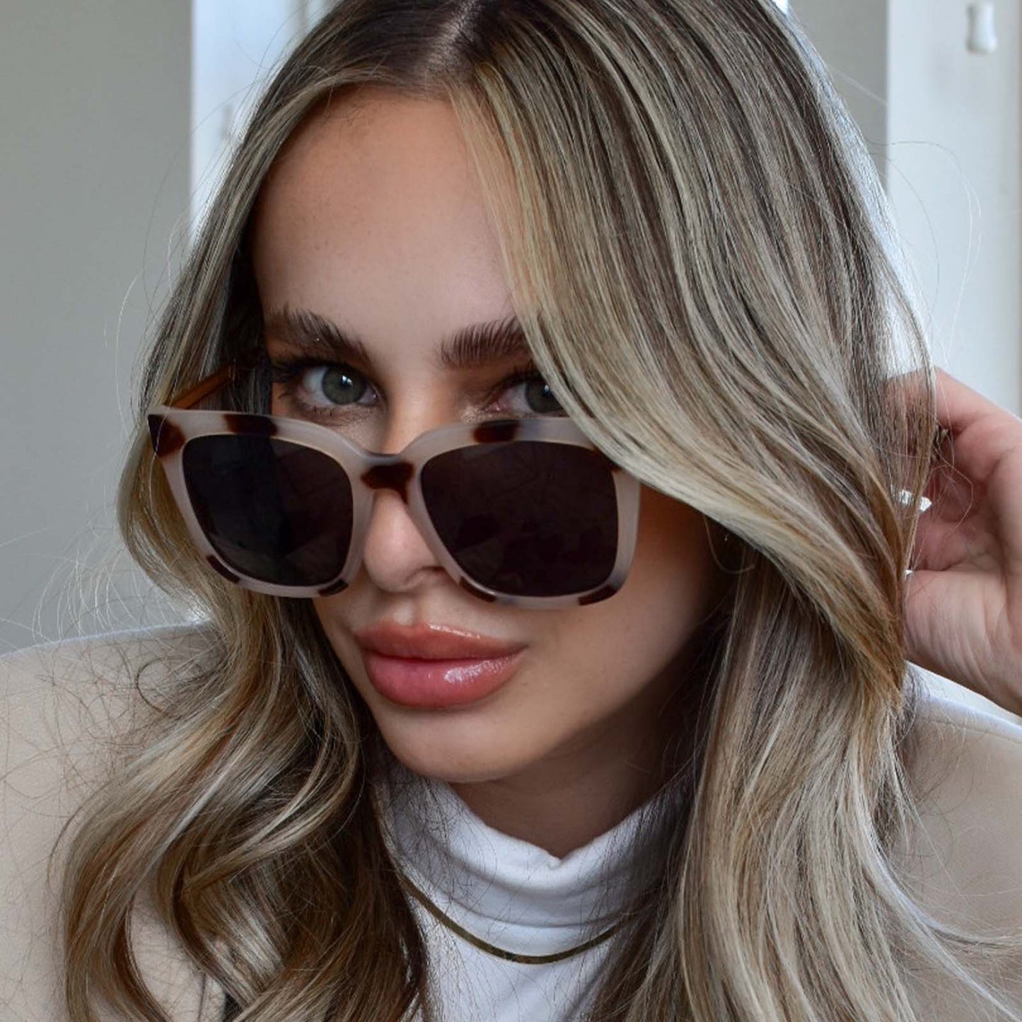 HAILEY - CREAM TORTOISE + SOLID GREY SUNGLASSES
