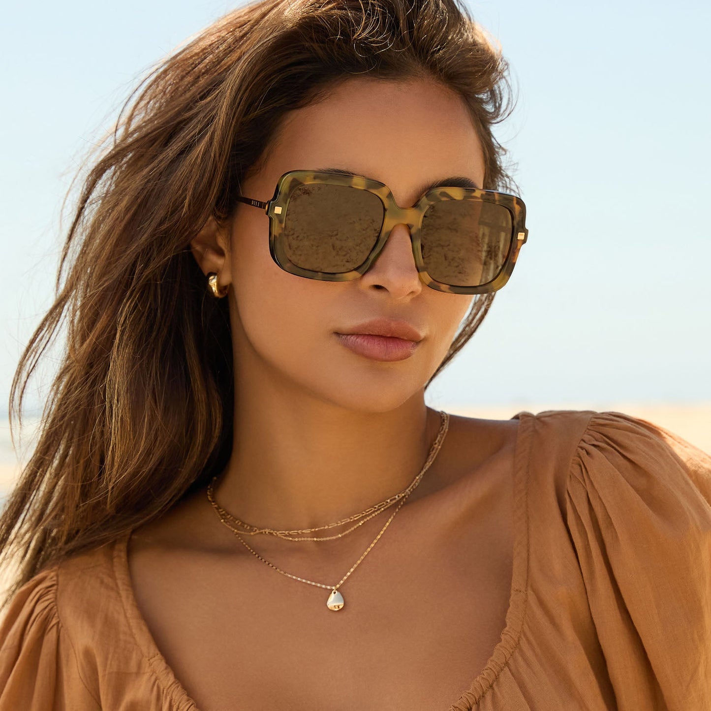 SANDRA - BROWN KOMBU + BROWN GRADIENT + POLARIZED SUNGLASSES