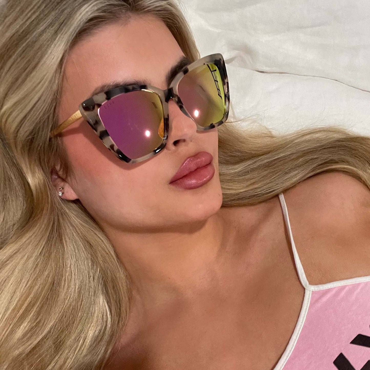 BECKY II - CREAM TORTOISE + PINK MIRROR SUNGLASSES