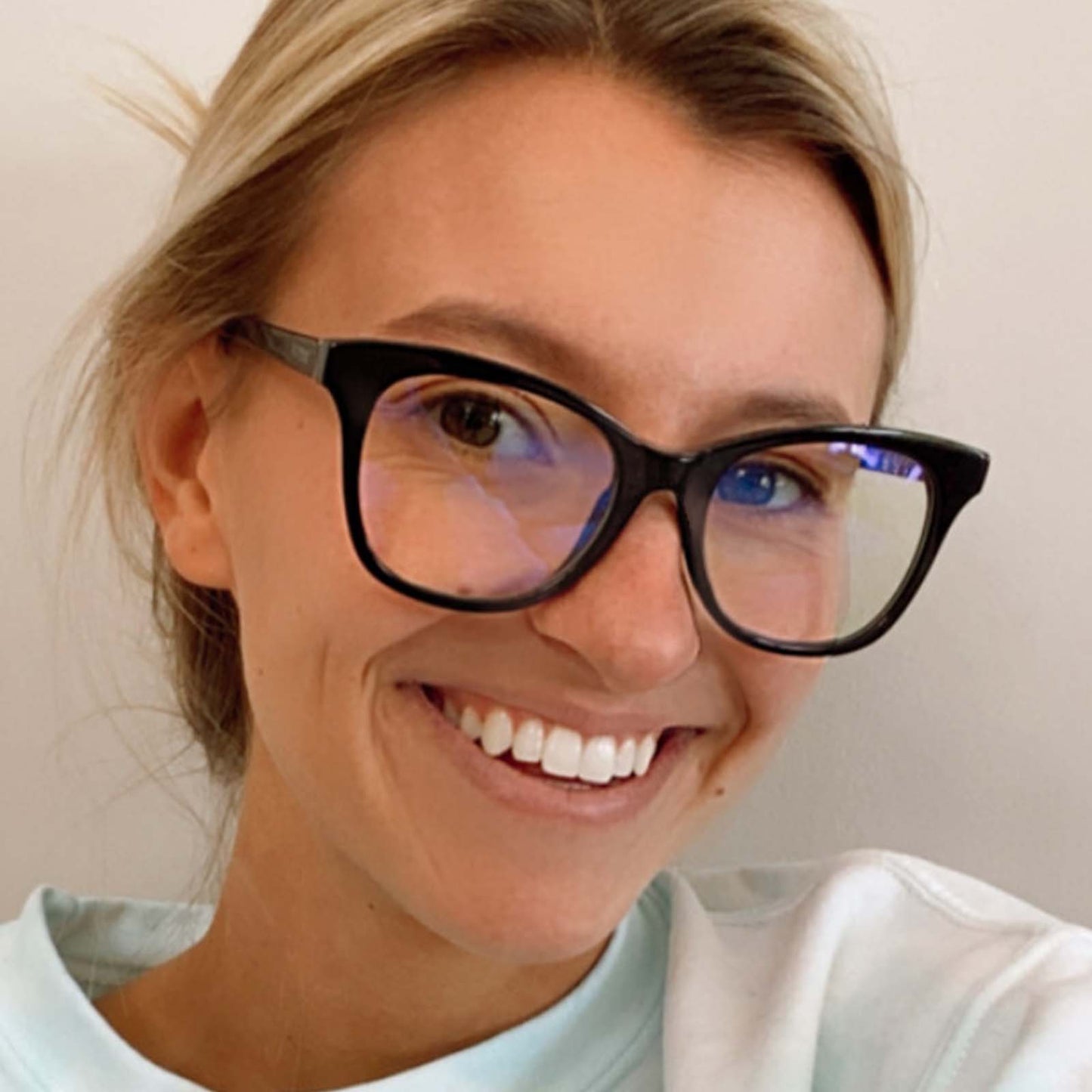 CARINA - BLACK + BLUE LIGHT TECHNOLOGY GLASSES