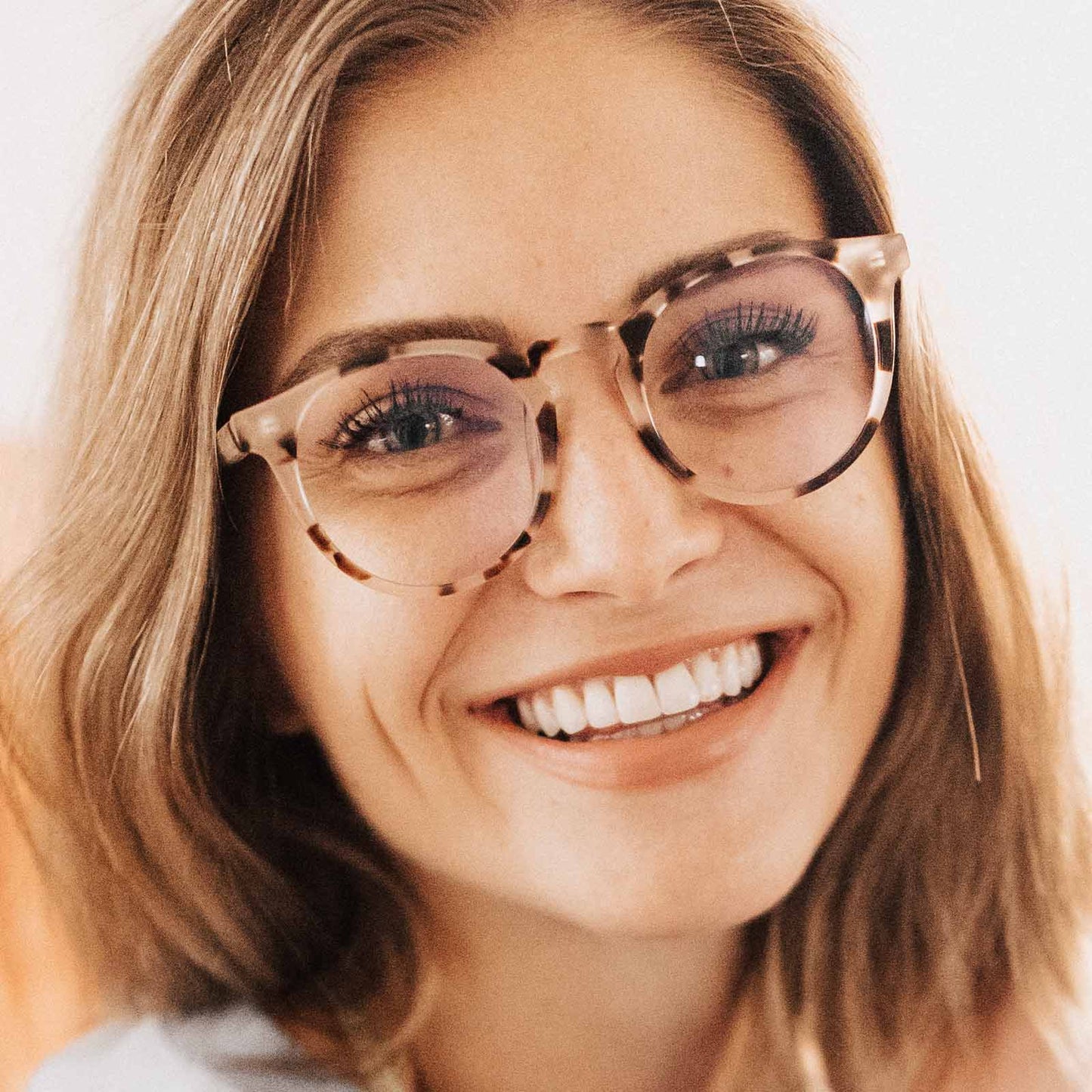 SAWYER - CREAM TORTOISE + BLUE LIGHT TECHNOLOGY GLASSES