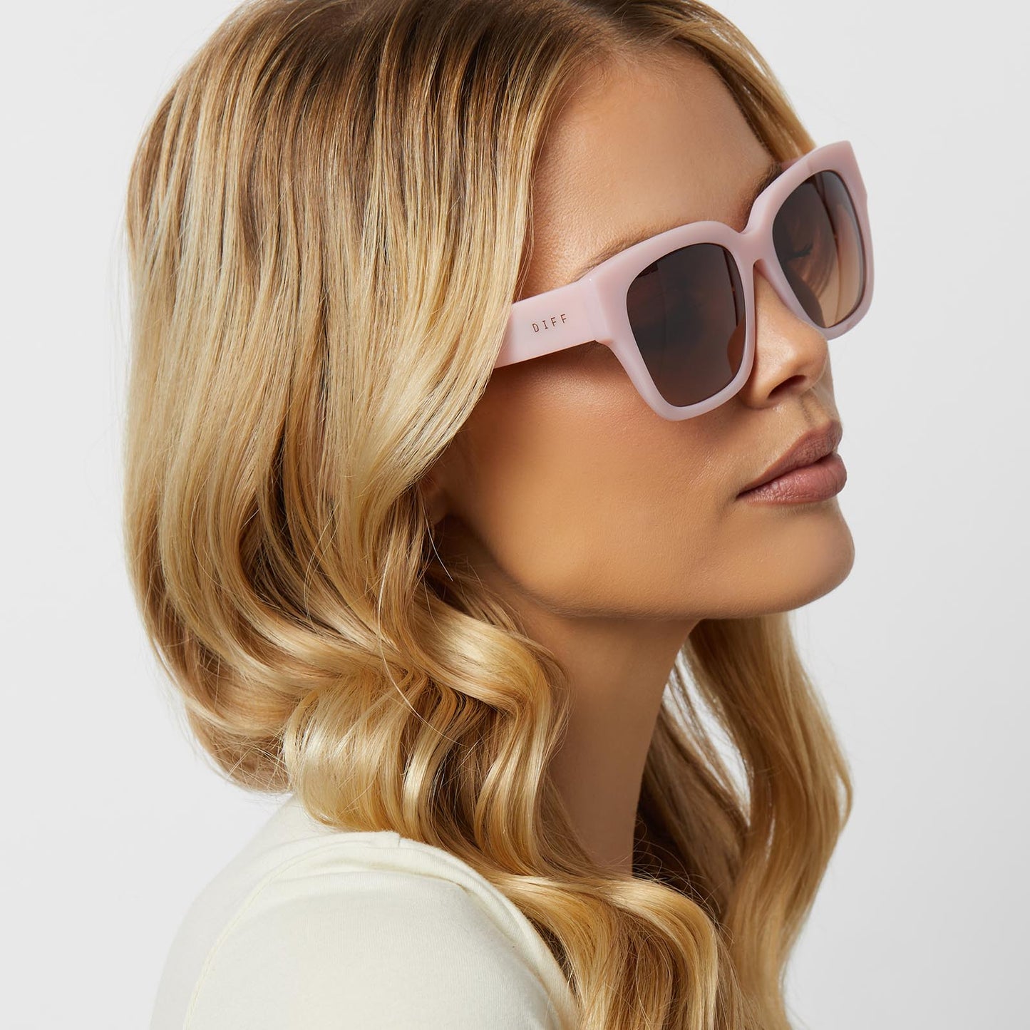 BELLA II - PINK VELVET + BROWN GRADIENT SUNGLASSES