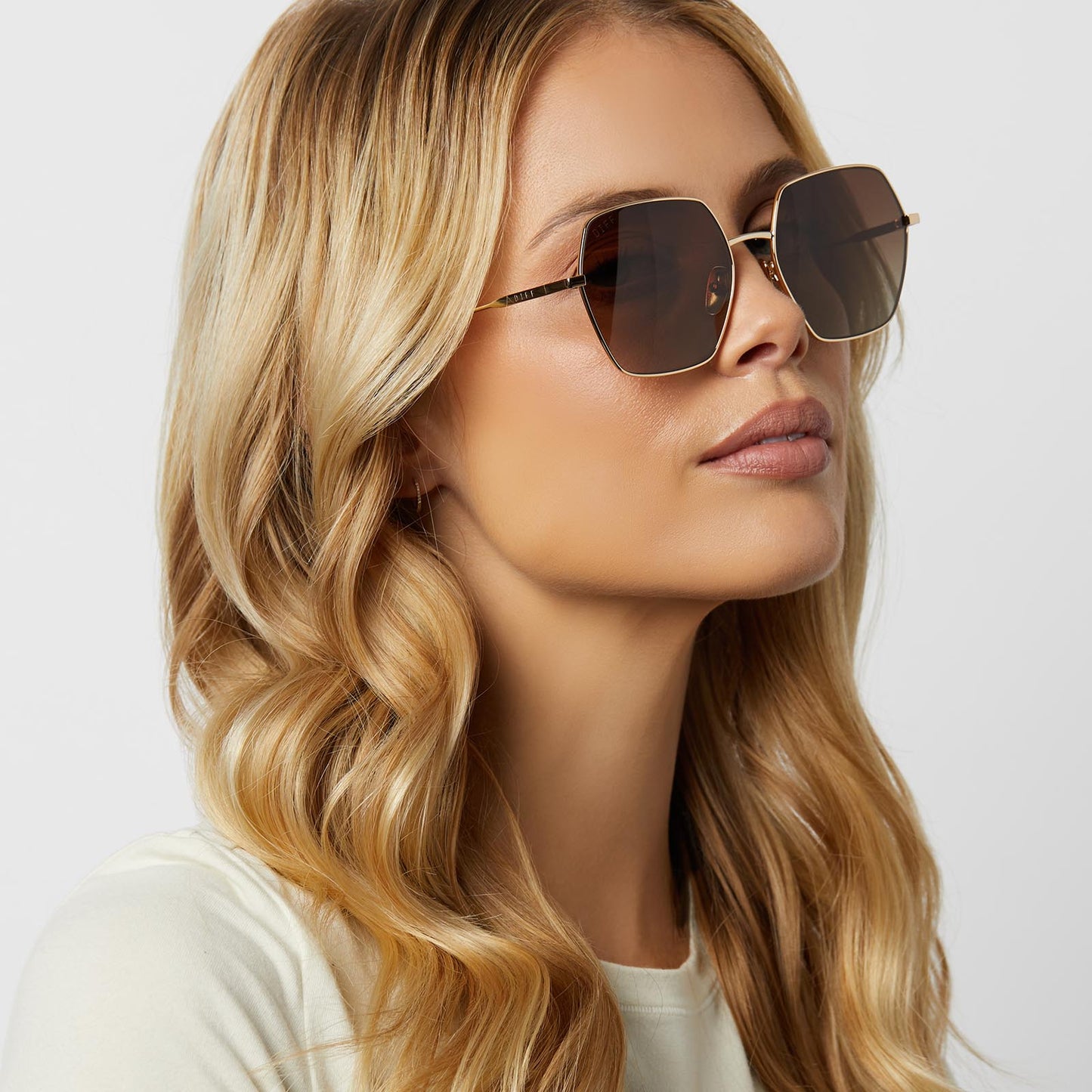 HARLOWE - GOLD + BROWN GRADIENT + POLARIZED SUNGLASSES