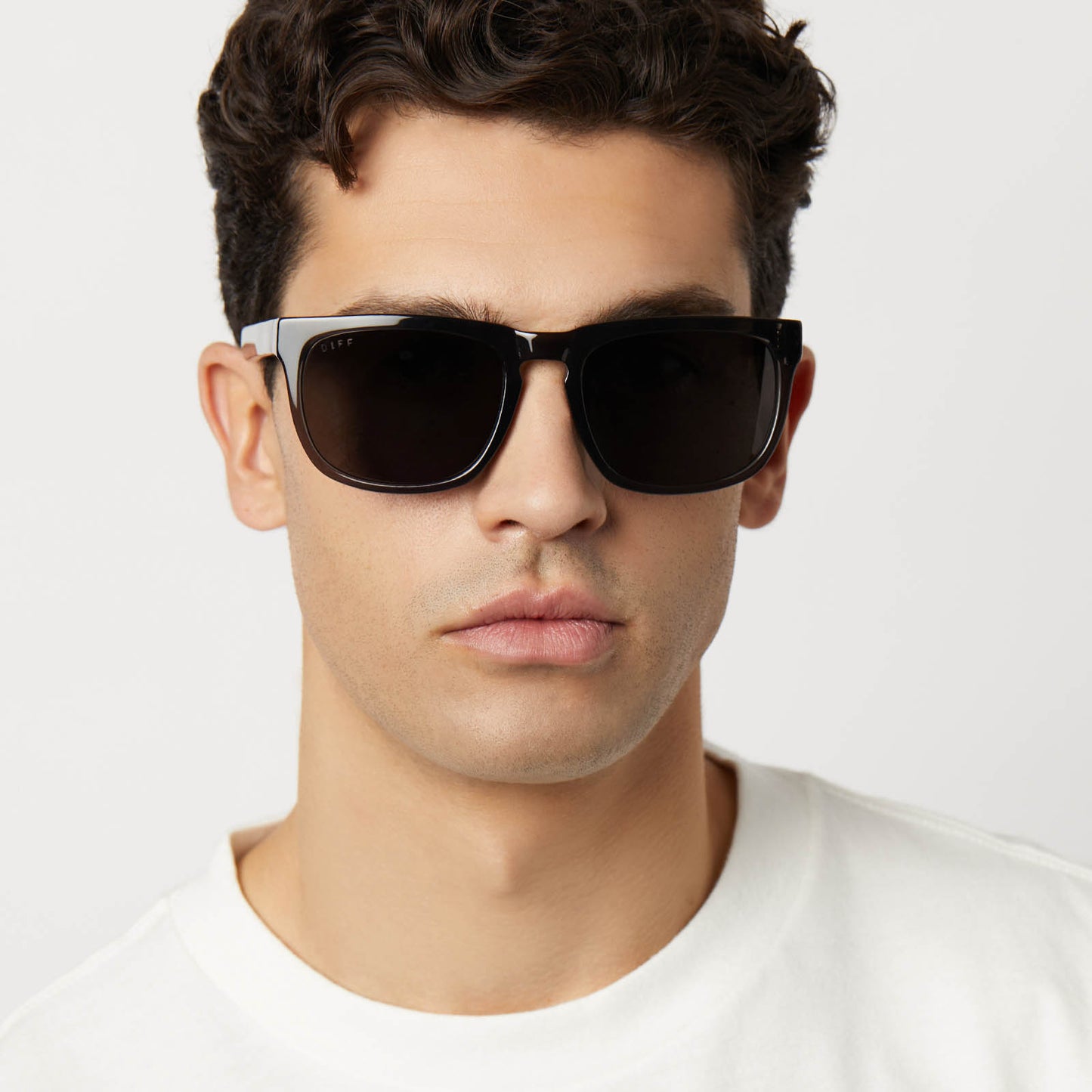 JAKE - BLACK SMOKE CRYSTAL + GREY + POLARIZED SUNGLASSES