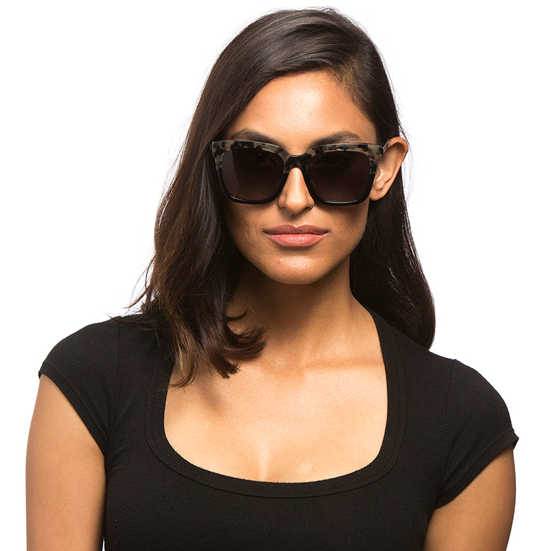 BELLA - GREY FADE + SMOKE GRADIENT + POLARIZED SUNGLASSES