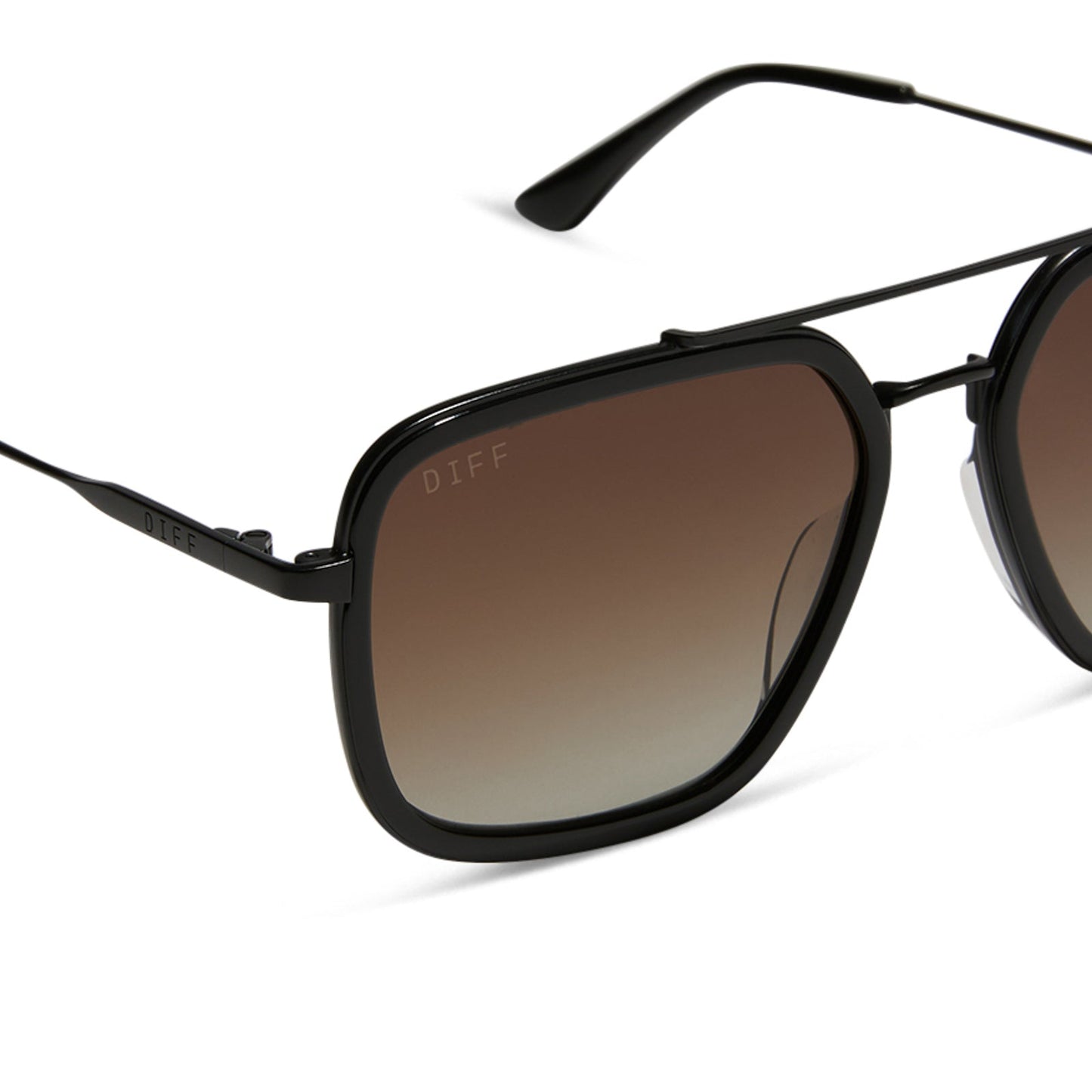 JORDAN - MATTE BLACK + BLACK TEMPLE TIPS + BROWN GRADIENT + POLARIZED SUNGLASSES